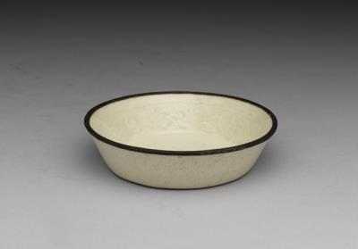 图片[2]-Brush washer with impressed fish and aquatic plants decoration in white glaze, Song dynasty (960-1279)-China Archive